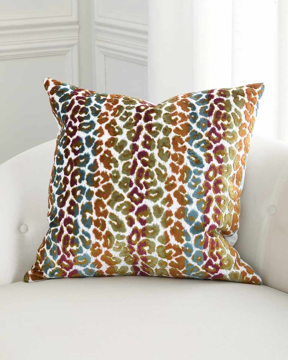 Zelda Decorative Pillow, 24" Square